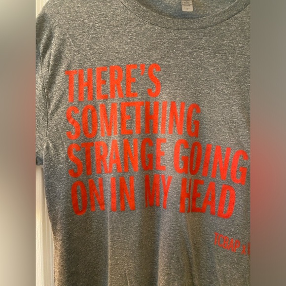 🎶Limited Edition Concert Merch!🎶 Valencia- Women’s Tee- Medium - Picture 2 of 5